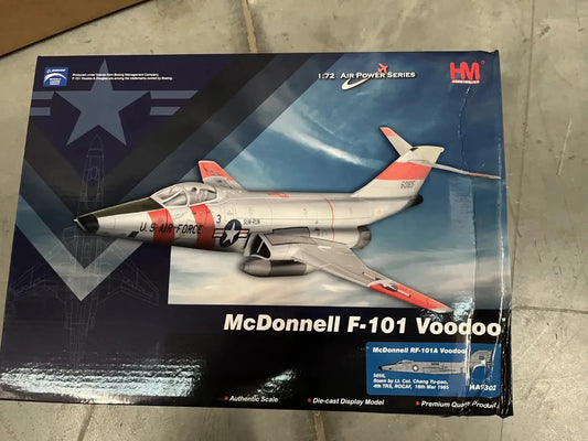 HOBBY MASTER RF-101A VOODOO 5656 LT. COL. CHANG YU-PAO 18TH MAR 1965