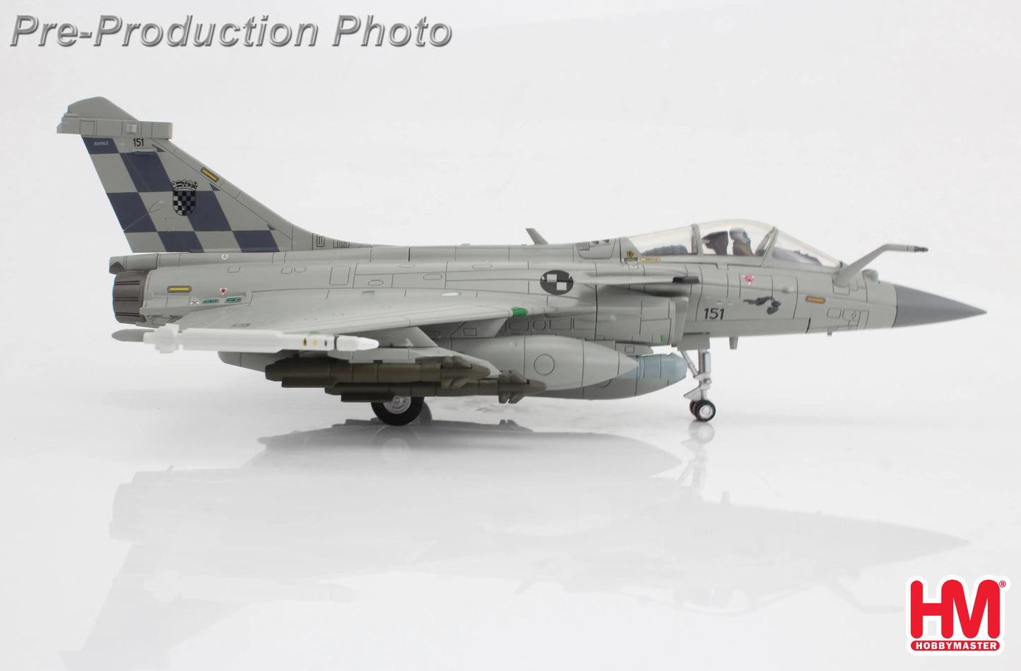 HOBBY MASTER RAFALE EC CROATIAN AIR FORCE 151 FRANCE 2024 (WITH 6 X GBU-12, 6 X AASM "HAMMER", 4 X MICA)