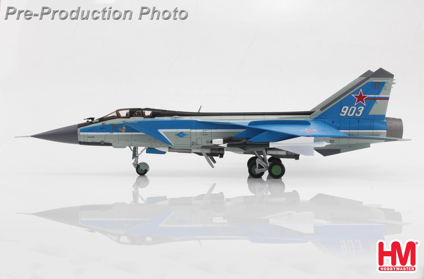 HOBBY MASTER MIG-31E "MAKS 2005" 903 RUSSIAN AIR FORCE 2005