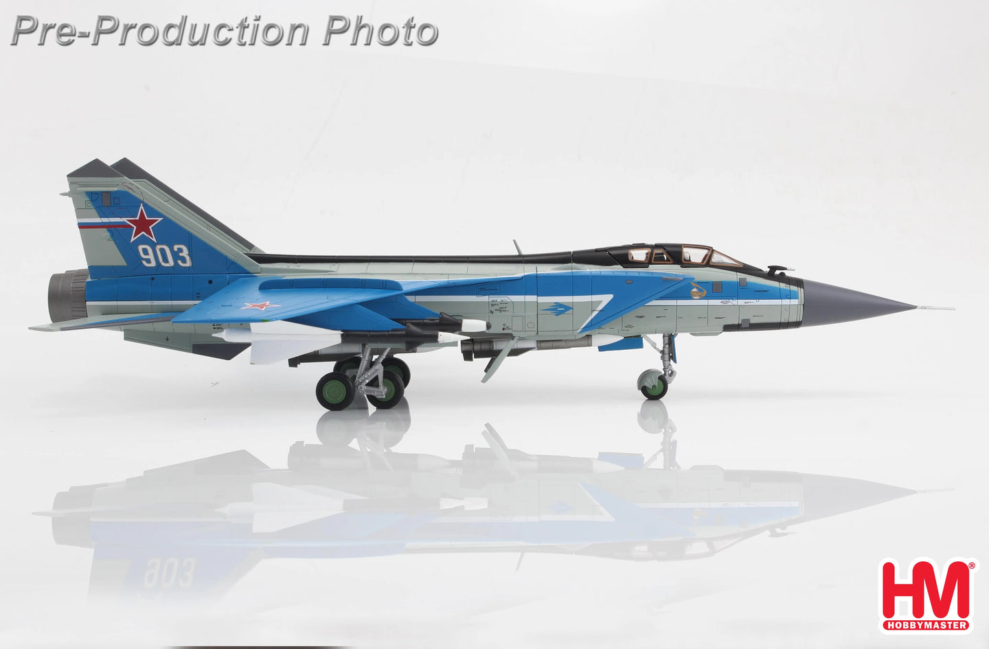 HOBBY MASTER MIG-31E "MAKS 2005" 903 RUSSIAN AIR FORCE 2005