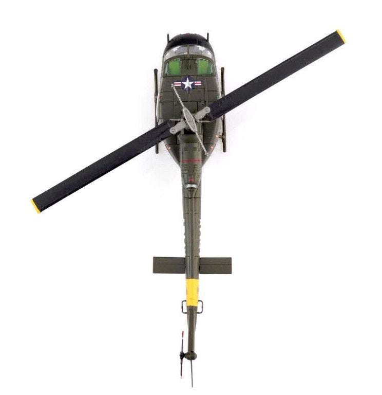 HOBBY MASTER UH-1B HUEY US ARMY IROQUOIS 57TH MEDICAL DETACHMENT 1960S