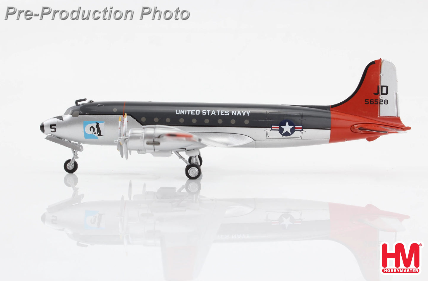 HOBBY MASTER DC-4 R5D-3 US NAVY "OPERATION DEEP FREEZE" REG: 56528