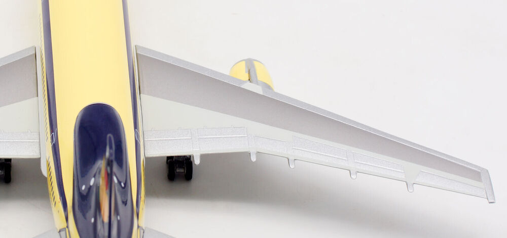 INFLIGHT 200 LOCKHEED L-1011 BLUE SCANDINAVIA REG: SE-DTC