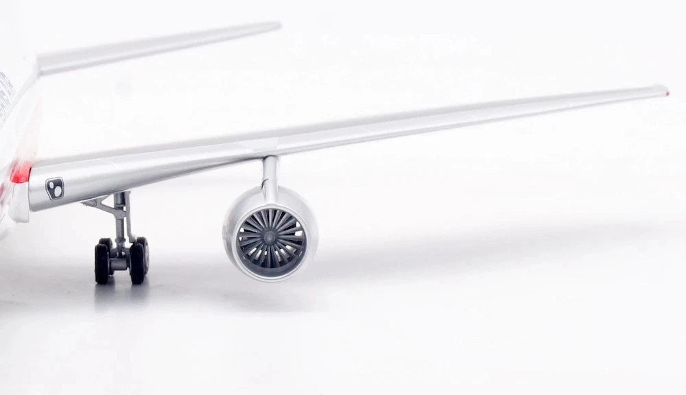 INFLIGHT 200 L-1011-385-1 TRISTAR 1 AMERICAN TRANS AIR (ONLY 84 PIECES) REG: N31001