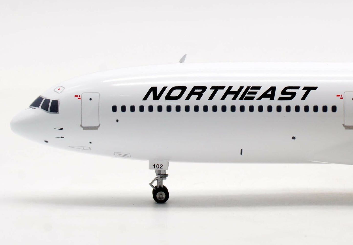 INFLIGHT 200 L-1011-385-1 TRISTAR 50 NORTHEAST AIRLINES REG: 3D-NEG