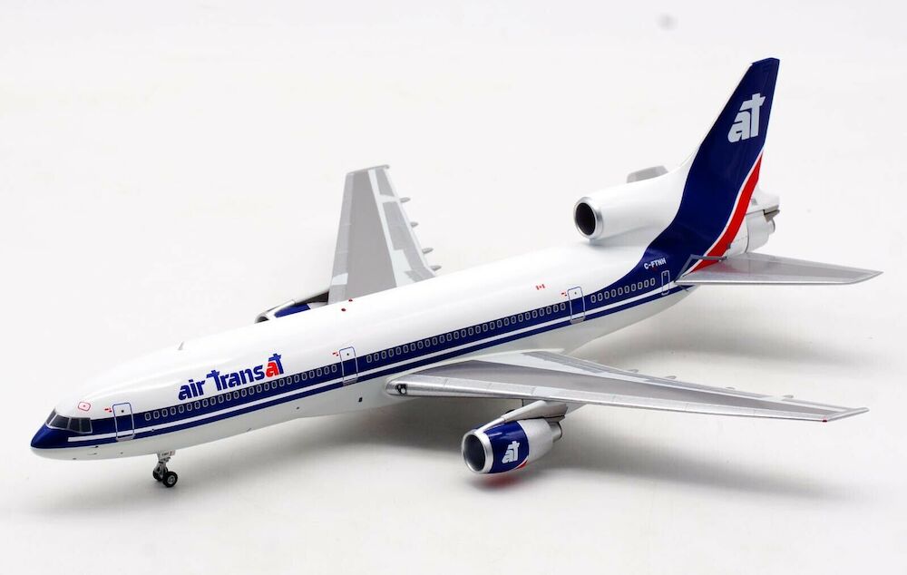 INFLIGHT 200 LOCKHEED L-1011 AIR TRANSAT REG: C-FTNH