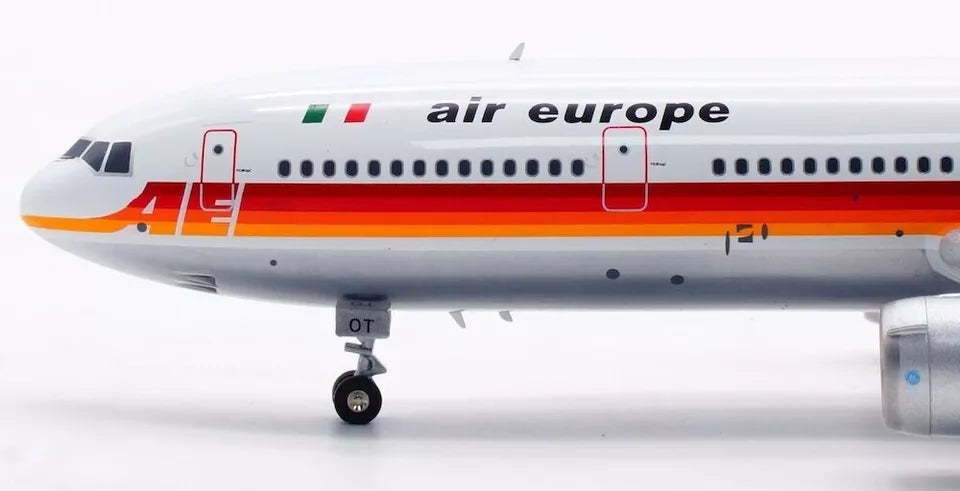 INFLIGHT 200 DC-10-30 AIR EUROPE REG: OO-JOT