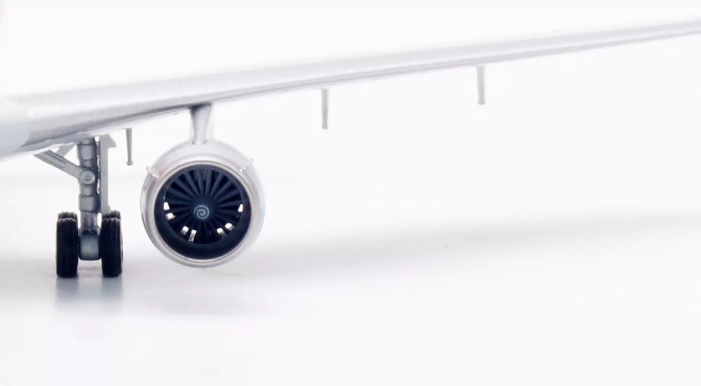 INFLIGHT 200  DC-10-30 IBERIA REG: EC-DHZ