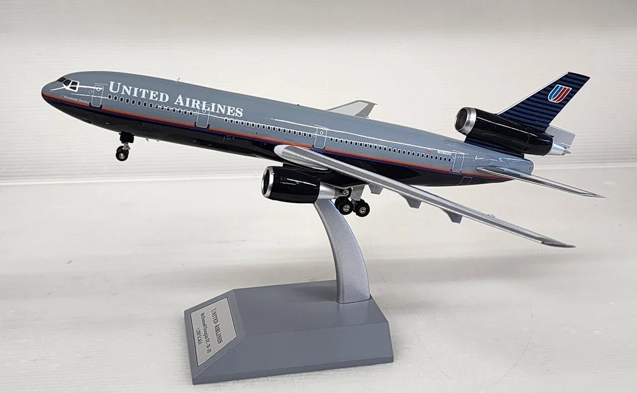 INFLIGHT 200 DC-10-30 UNITED AIRLINES REG: N1853U