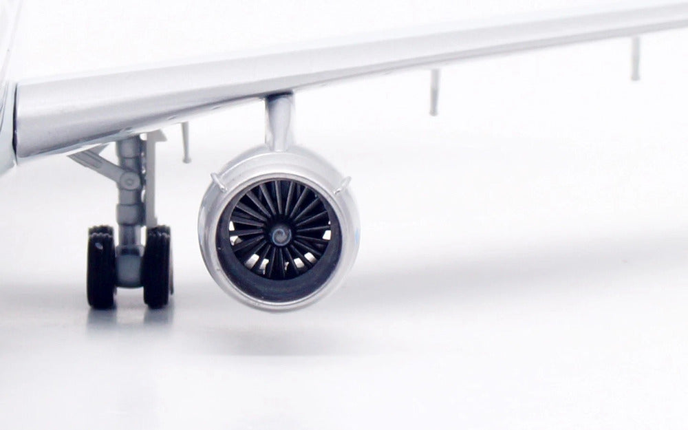 INFLIGHT 200 DC-10-30 WARDAIR CANADA (POLISHED) REG: C-GXRB