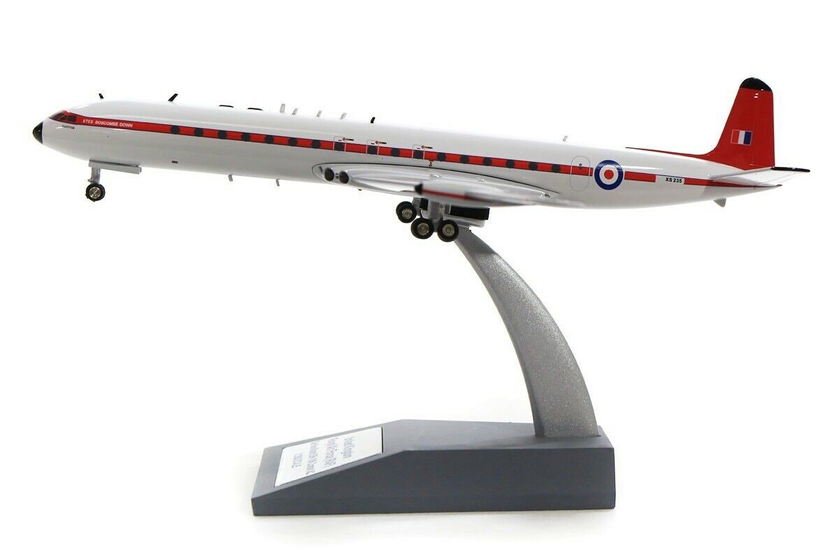 INFLIGHT 200 RAF DE HAVILLAND DH-106 COMET 4C XS235