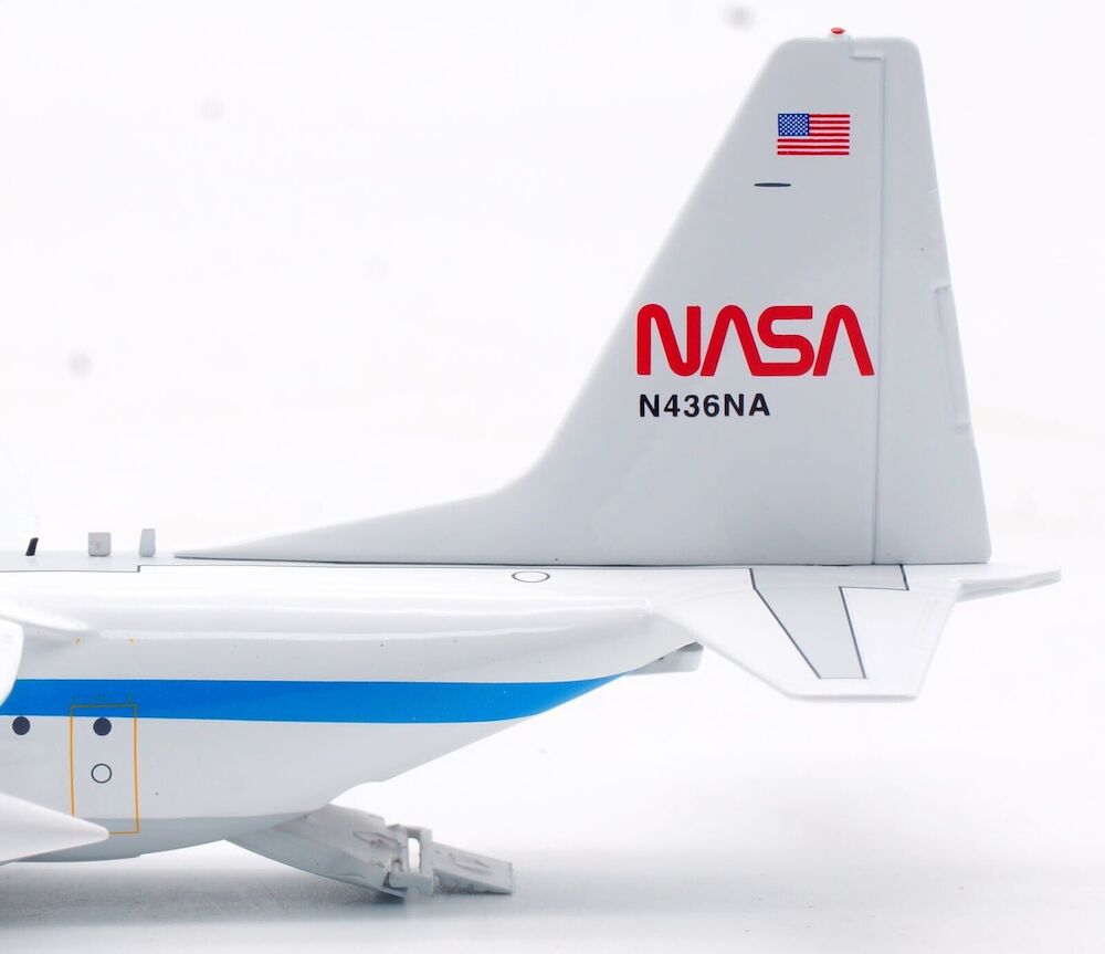 INFLIGHT 200 LOCKHEED HC-130H HERCULES (L-382) NASA REG: N436NA