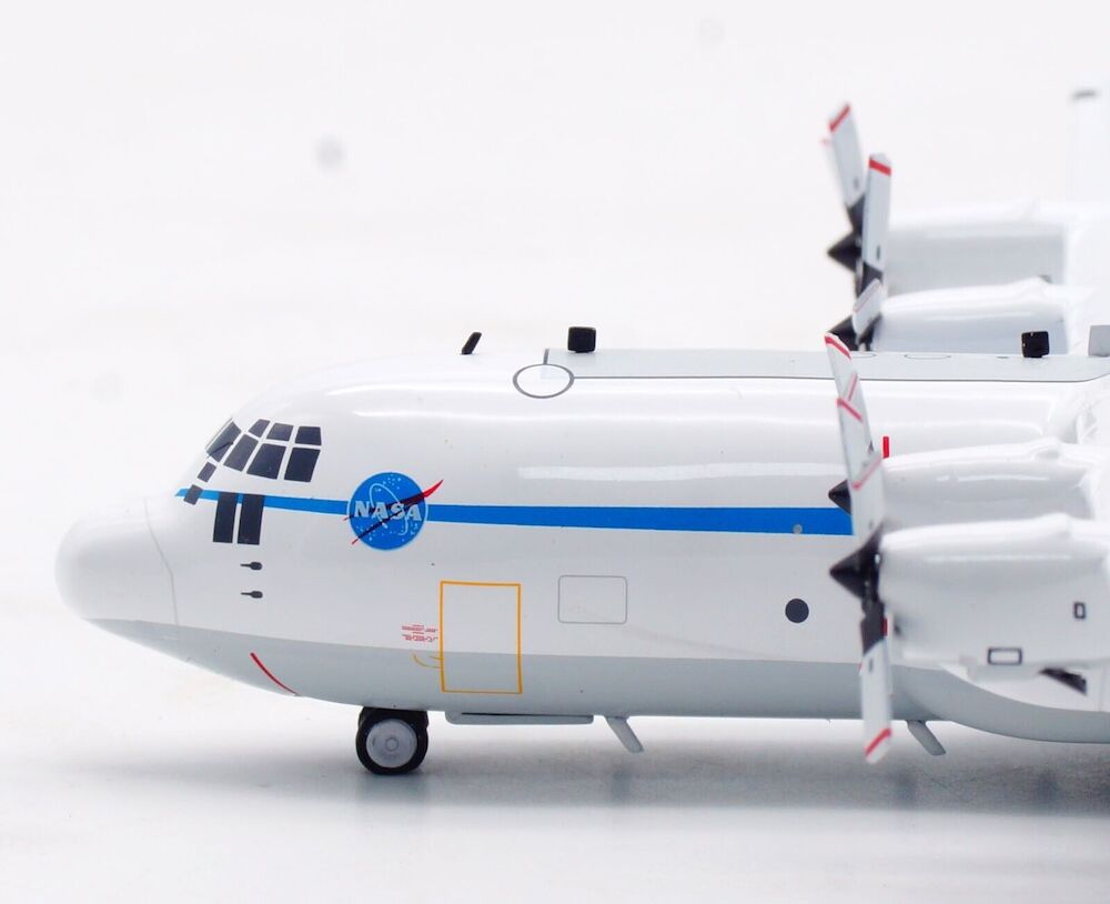 INFLIGHT 200 LOCKHEED HC-130H HERCULES (L-382) NASA REG: N436NA