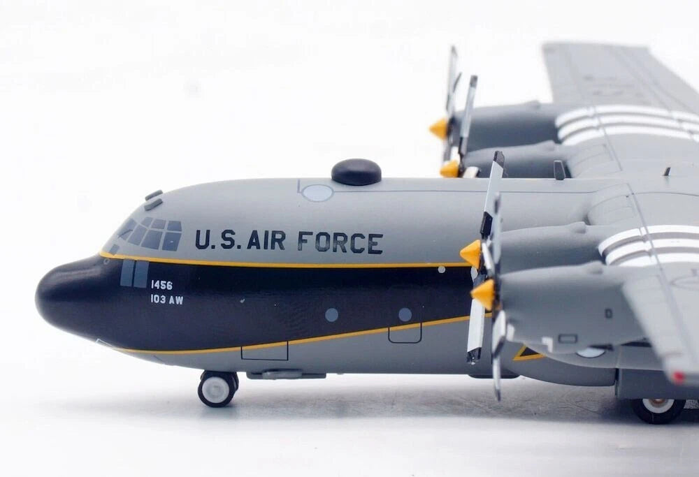 INFLIGHT 200 C-130H HERCULES (L-382) US AIR FORCE REG: 93-1456