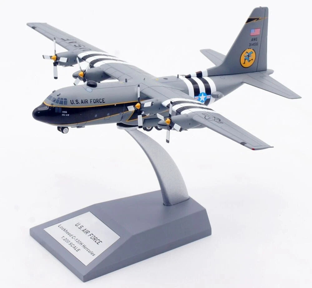 INFLIGHT 200 C-130H HERCULES (L-382) US AIR FORCE REG: 93-1456