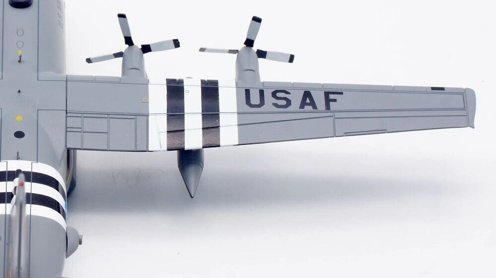 INFLIGHT 200 C-130H HERCULES (L-382) US AIR FORCE REG: 93-1456