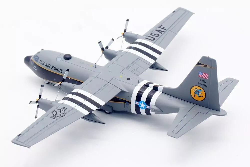 INFLIGHT 200 C-130H HERCULES (L-382) US AIR FORCE REG: 93-1456