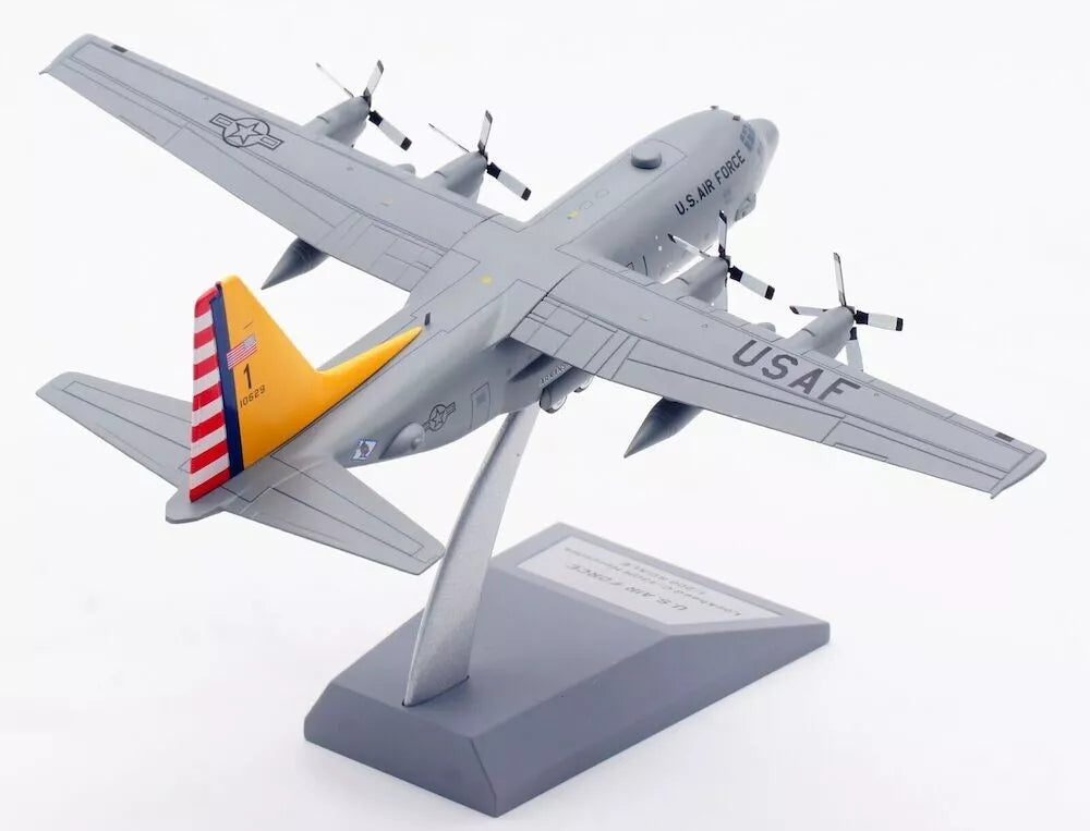 INFLIGHT 200 C-130H HERCULES (L-382) US AIR FORCE REG: 81-0629