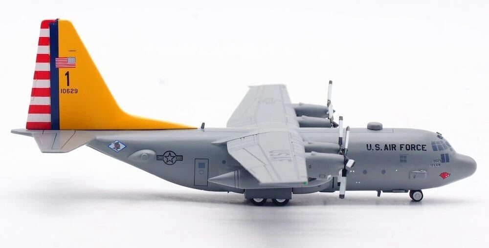 INFLIGHT 200 C-130H HERCULES (L-382) US AIR FORCE REG: 81-0629