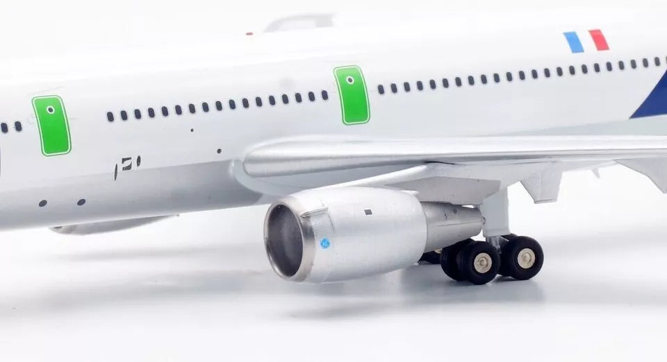 INFLIGHT 200 DC-10-30 UNION DE TRANSPORTS AERIENS (UTA) REG: F-BTDF