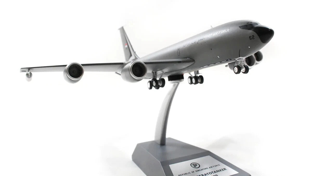 INFLIGHT 200 BOEING KC-135R STRATOTANKER SINGAPORE AIR FORCE REG: 752