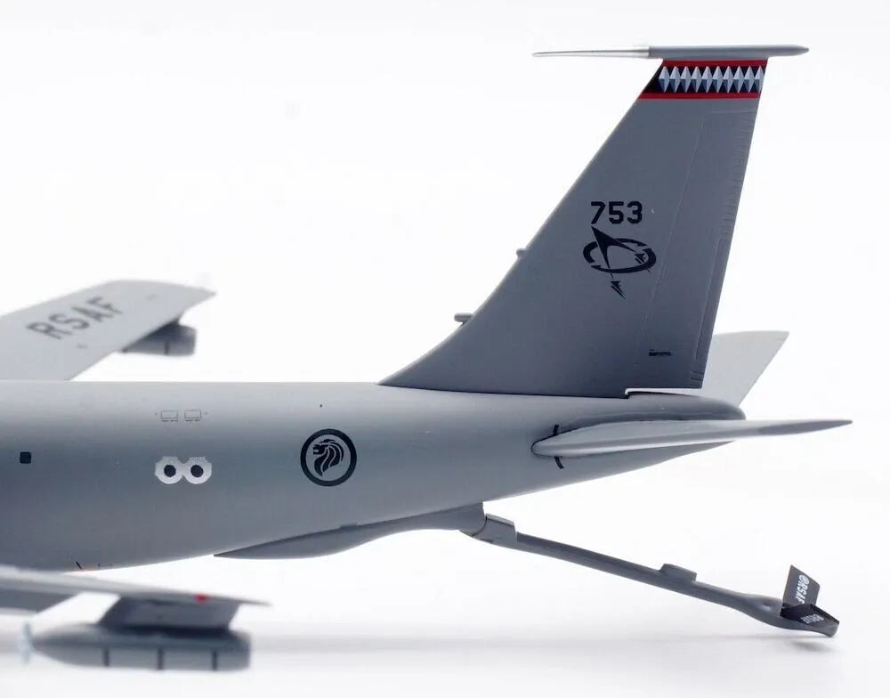 INFLIGHT 200 KC-135 STRATOTANKER SINGAPORE AIR FORCE REG: 753 WITH STAND