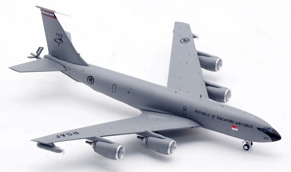 INFLIGHT 200 KC-135 STRATOTANKER SINGAPORE AIR FORCE REG: 753 WITH STAND