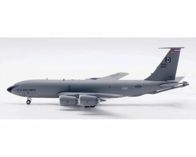 INFLIGHT 200 KC-135R USAF REG: 58-0100