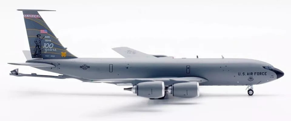 INFLIGHT 200 KC-135R STRATOTANKER USAF REG: 61-0318