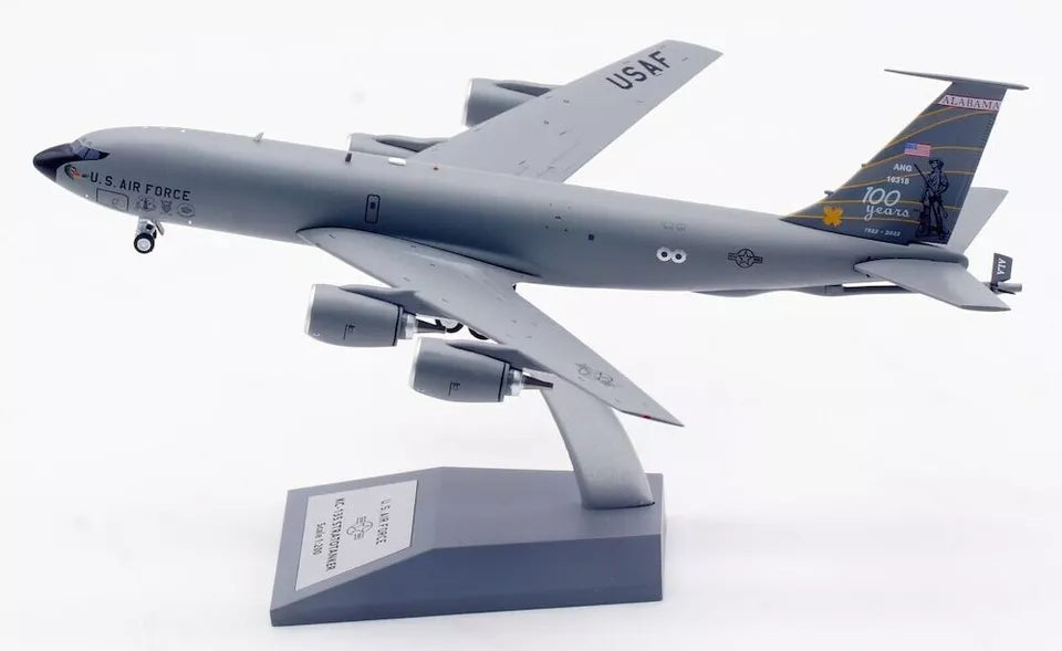INFLIGHT 200 KC-135R STRATOTANKER USAF REG: 61-0318