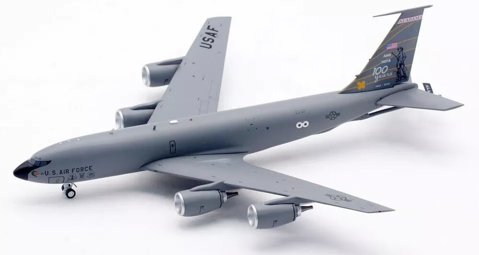INFLIGHT 200 KC-135R STRATOTANKER USAF REG: 61-0318