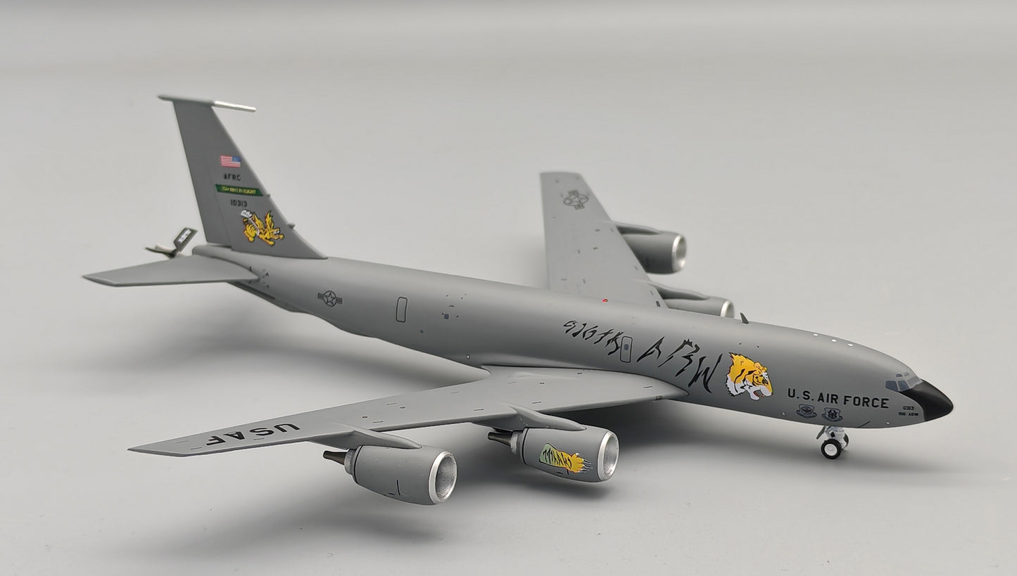 INFLIGHT 200 KC-135R STRATOTANKER USAF REG: 10313
