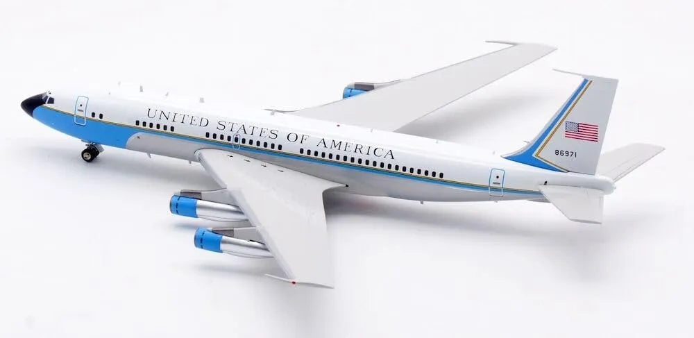 INFLIGHT 200 BOEING VC-137A (707-153A) USA AIR FORCE REG: 58-6971