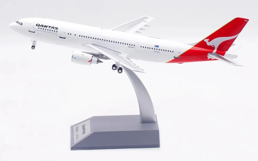 INFLIGHT 200 A300B4-203 QANTAS REG: VH-TAC