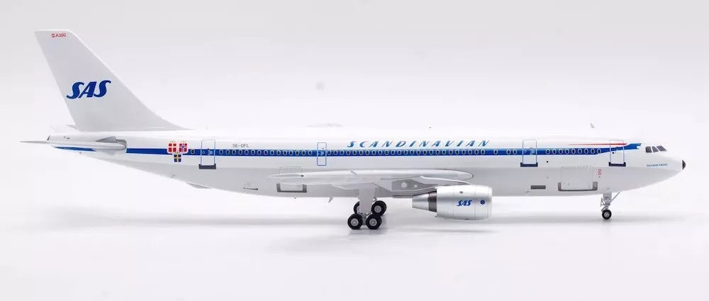 INFLIGHT 200 A300-B2-320 SCANDINAVIAN AIRLINES (SAS) REG: SE-DFL