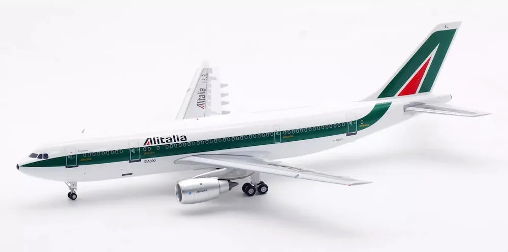INFLIGHT 200 A300B4-203 ALITALIA REG: I-BUSL