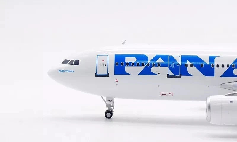 INFLIGHT 200 A300-B4 PAN AM REG: N202PA