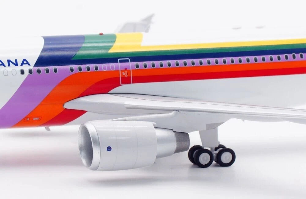 INFLIGHT 200 A310-300 ECUATORIANA REG: HC-BRB