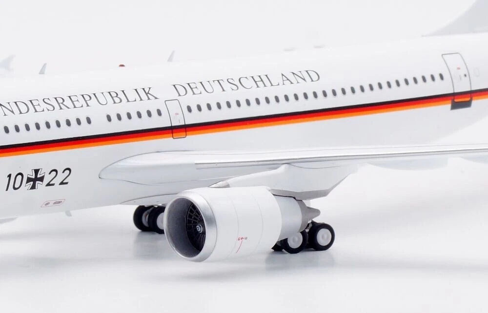 INFLIGHT 200 A310-304 LUFTWAFFE REG: 10+22
