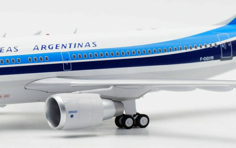 INFLIGHT 200 AEROLINEAS ARGENTINAS A310-324 REG: F-OGYR