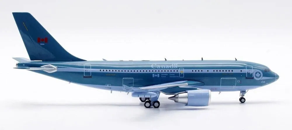 INFLIGHT 200 CC-150 POLARIS (A310-304(F) CANADIAN AIR FORCE REG: 15004