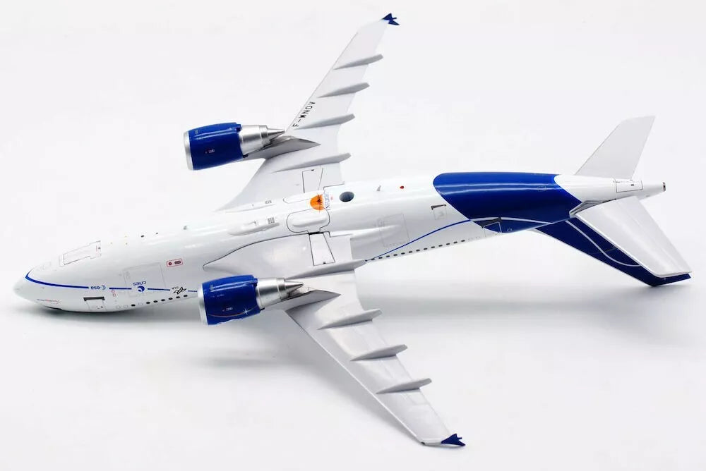 INFLIGHT 200 A310-304 NOVESPACE REG: F-WNOV
