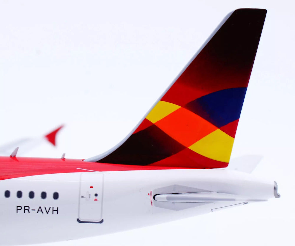INFLIGHT 200 A318-121 AVIANCA BRASIL REG: PR-AVH