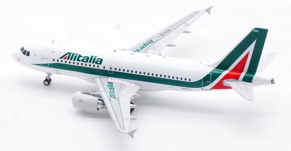 INFLIGHT 200 A319-112 ALITALIA REG: I-BIMA