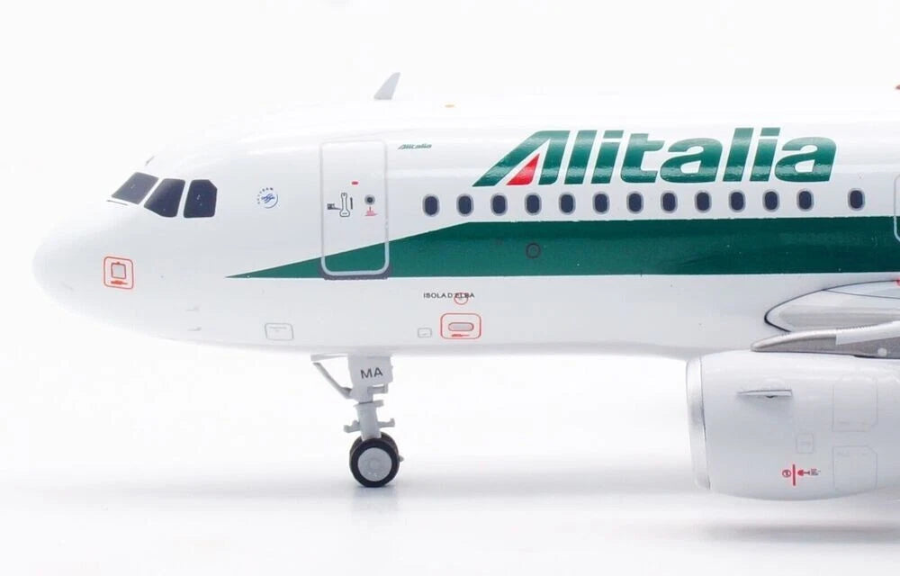 INFLIGHT 200 A319-112 ALITALIA REG: I-BIMA