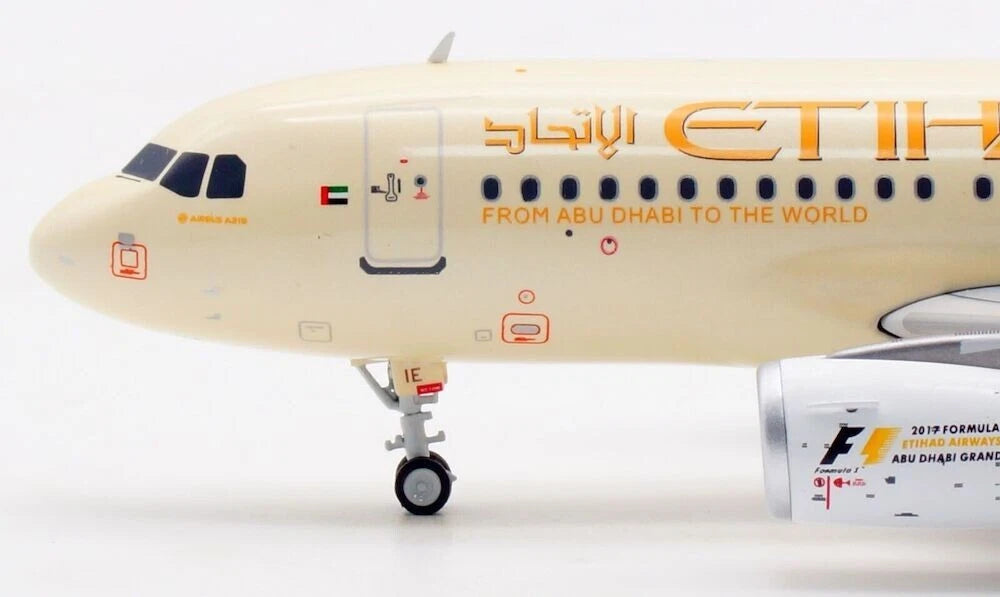 INFLIGHT 200 A319 ETIHAD REG: A6-EIE