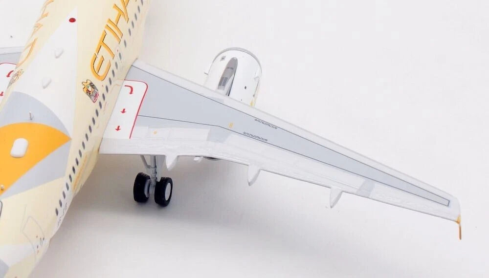 INFLIGHT 200 A319 ETIHAD REG: A6-EIE