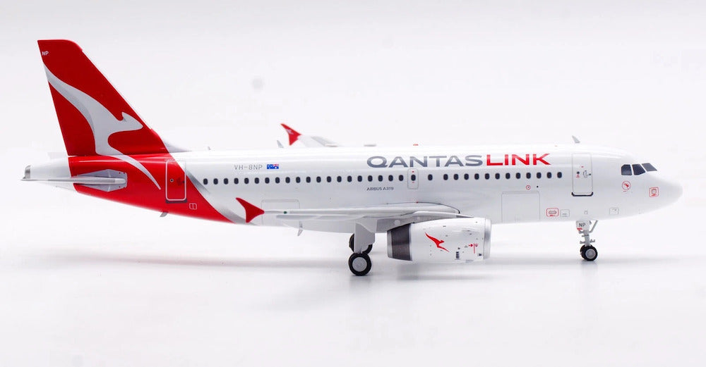 INFLIGHT 200  A319-132 QANTASLINK (NETWORK AVIATION) REG: VH-8NP