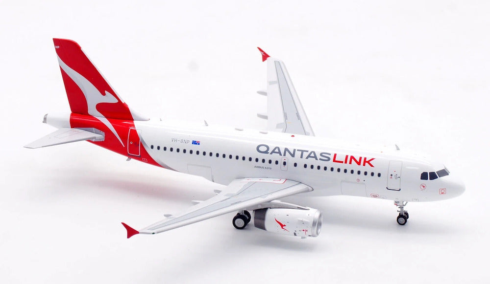 INFLIGHT 200  A319-132 QANTASLINK (NETWORK AVIATION) REG: VH-8NP