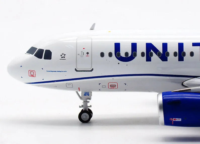 INFLIGHT 200 UNITED AIRLINES A319-132 REG: N876UA